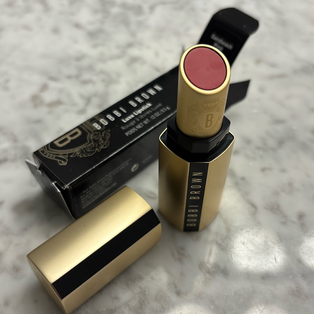 Bobbi Brown BRAND NEW/UNUSED: luxe lipstick “sandwash pink”